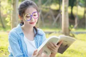 一发就爆火的文案 容易上热门的封面句子(精选30句)图片