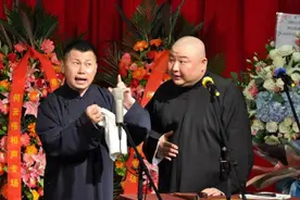 另拜他人为师后沦为背景板，11年后再喊“师傅”的他，令人发笑图片