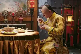 乾隆的一天是怎么过的？凌晨3点起床，随后开始“枯燥”的一天图片