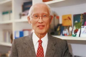 17岁表哥不顾父母反对，爱上14岁表妹，近亲婚后生4女，恩爱61年图片