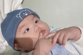 宝宝哭的12个原因图片