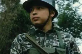 抗越英雄徐良，1987年登上春晚名扬一时，后因谣言闹得妻离子散图片