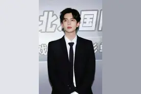 蒲熠星因二级运动员惹高考成绩争议，名学多名成员被推上热搜图片