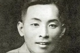 战上海，部队最初捷报频传，叶飞质疑：敌人都是傻瓜吗图片