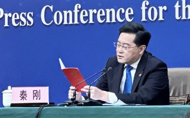 秦刚用宪法回应台湾问题：中国人的事