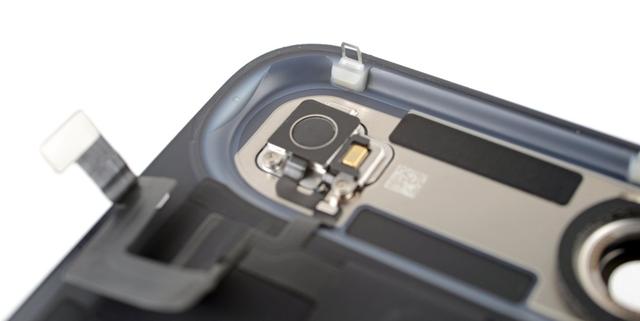 iFixit拆解iPhone Air