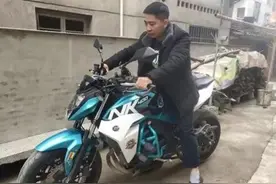 “有些人天生就是主角，即便她不看镜头！”美是天生的，哈哈哈图片