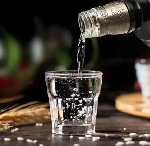 ����ʵ������Ӫ���İ�