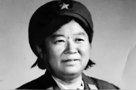 1983年，“现代花木兰”郭俊卿病逝，养女郭利华：她是我的榜样图片