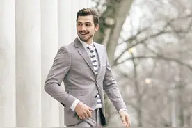 11个典型的男性摄影姿势，收藏起来旅行拍照准能用上图片