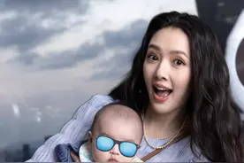 向太晒孙女庆生照，孙子首次露面，五官秀气小名霸气，向佐未现身图片