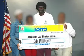 2006年，美国小伙喜中3000万，从此厄运连连，最终被填埋进水泥里图片