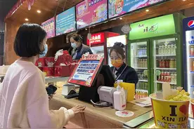春节档乌鲁木齐院线票房超2300万元图片