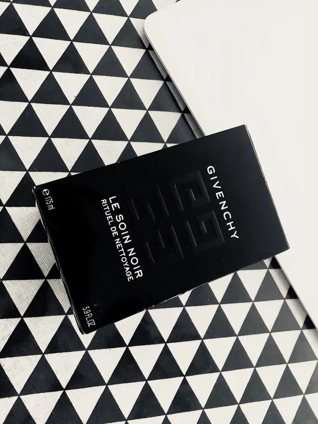 杩欎簺娲楅潰濂惰Е鎰熺粏鑵绘俯娑︼紝鏌斿拰鍑€鍖栫毊鑲わ紝浠よ倢鑲ゅ共鍑€娓呯埥鑸掗€? onerror=