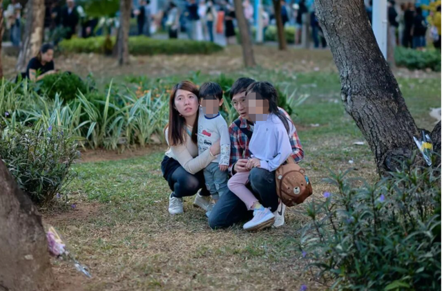 视觉｜香港火灾七日祭：关于爱、怀念和记忆