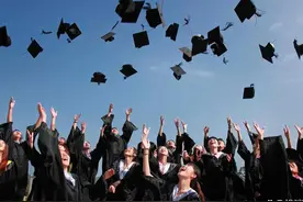 “应届生”身份太珍贵！进央企国企考公端“铁饭碗”不要错过机会图片