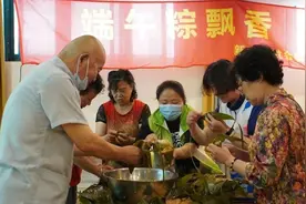 多彩活动接“粽”而来，老姐妹们激情迎来“网友奔现”！图片