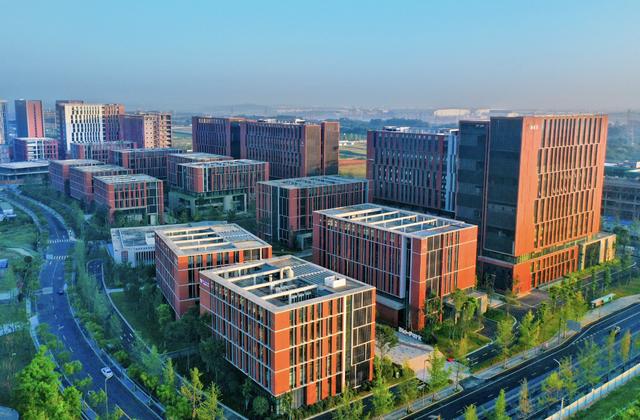 签约2个先进制造业、1个世界500强重大项目 成都高新区建圈强链推进产业高质量发展