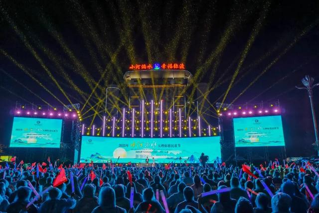 文旅周刊丨洱海“星河”如期而至