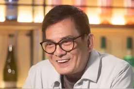 68岁TVB绿叶宣布离巢，称被要求签苛刻合约，一年只安排一个工作图片