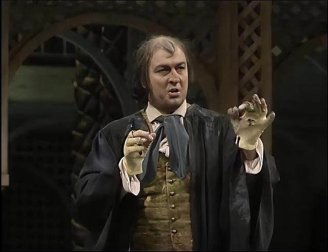 ����ά���ǵ�����ʦ������������۷�֮������ЦҲ�����������