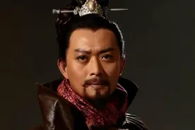 招安后，他官至国相，不仅看望了六和寺的武松，还祭拜了鲁智深图片