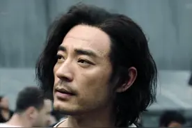 李光洁一脸痘坑凭啥算叔圈顶流？看他和刘亦菲7年前合照，就懂了图片