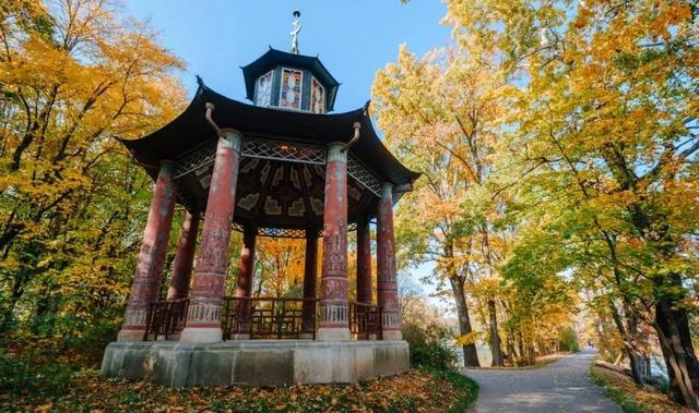 豪华别墅凶猛“闹鬼”，四川小伙成功破解