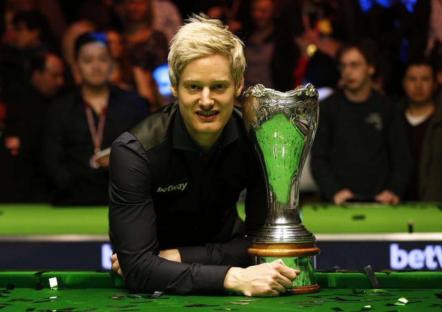 "澳洲火炮"尼尔罗伯逊,斯诺克长台进攻者,暴力低杆的进球美学