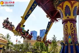 乌鲁木齐阿唛龙幻想乐园成为国家4A级景区 即日起游客可免门票入园图片