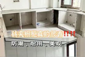 我把木质橱柜换回瓷砖橱柜后，心里话不吐不快，实用性真是太高了图片