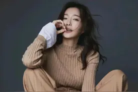 原创：心要去流浪，脚步却并不坚强，原地彷徨，等两个灵魂返场图片