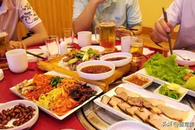 到你敬酒时，别支支吾吾地傻站着，教你3句“敬酒词”，惊艳众人图片