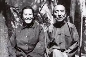 女文学家落难被丈夫抛弃，自愿下嫁庄稼汉，成功翻身后仍不离不弃图片