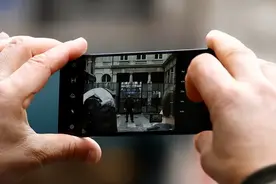 必要时可远程“激活”手机 法国扩大警察权限引争议图片