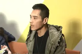 43岁蓝正龙现身，自称儿女双全狂秀恩爱，三字评价大S恐将其气炸图片