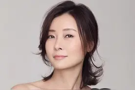 爷爷是开国将军，父亲官至正军级，52岁的柯蓝如今仍未婚未育图片
