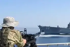 事发突然，伊朗向美国油轮开火，美舰拍马赶到却扑了空图片