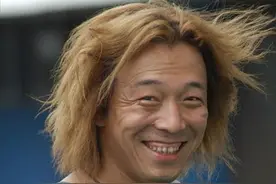 明明一身土味，穿的衣服贼贵，他们一走时尚路线，大牌就跟着遭殃图片