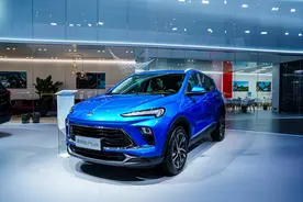 预算10-15万选一辆好开好用SUV？推荐你去体验一下别克昂科拉Plus图片