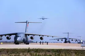 新年伊始12架运-20高调训练，美俄能做到的，中国现在也能做到了图片