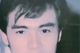 “四大天王”之首，离婚后再娶初恋，如今为什么不出现了？图片