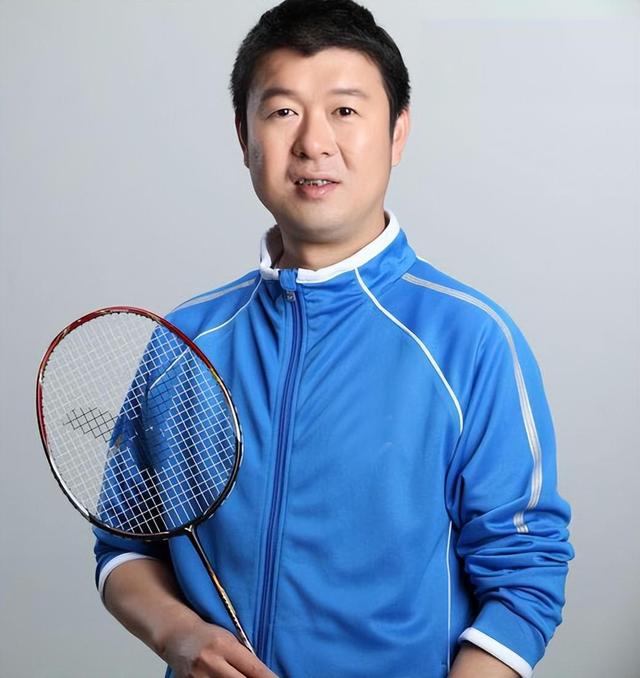 羽坛名宿葛菲：父亲早逝亲情有泪，退役结婚后人生现状怎样？