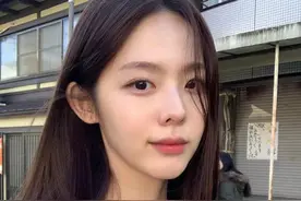 韩国美女嘲笑我，中国人一点也不想在中国呆，出国的人已经排长龙图片