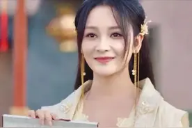 嘉行太耽误人了，她因《香蜜》被记住，如今却在小网剧给爱豆作配图片