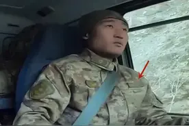 士兵的姓名牌，亮相图片