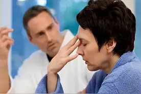 心理学：为什么很多50多岁的男人，都开始远离自己的老婆了图片