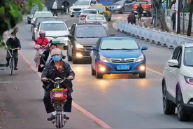 电动车进电梯撞到了孕妇，看长沙岳麓区人民法院法官怎么判图片