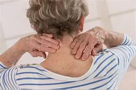 颈椎病的症状是什么？怎么就患上颈椎病了呢？图片