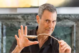 美国通灵大师称：外星人将消灭人类疾病，人类寿命将延长至220岁图片